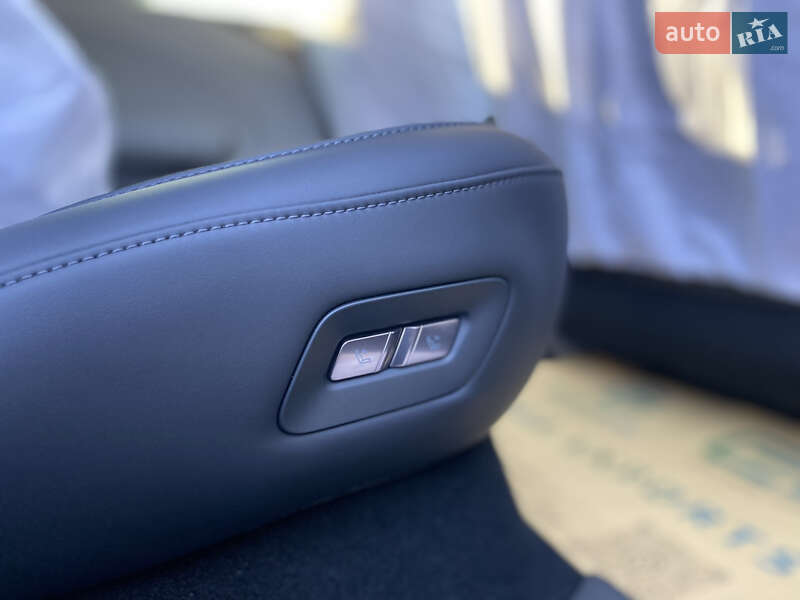 Седан Zeekr 007 2024 в Тернополе