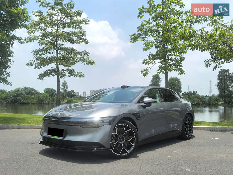 Zeekr 007 2024