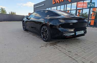 Седан Zeekr 007 2023 в 