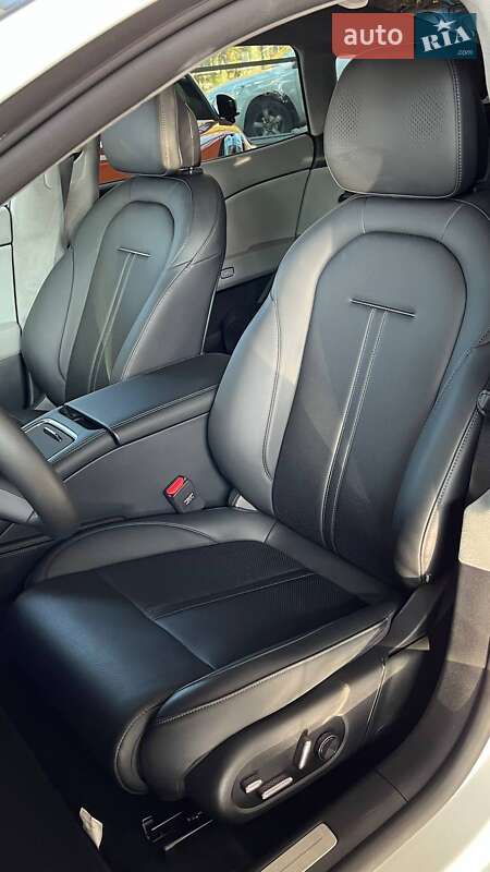 Седан Zeekr 007 2024 в Дніпрі фото 26 Седан Zeekr 007 2024 в Дніпрі