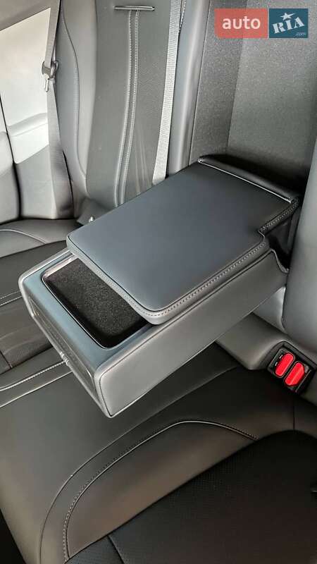 Седан Zeekr 007 2024 в Дніпрі фото 32 Седан Zeekr 007 2024 в Дніпрі