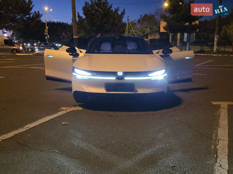 Седан Zeekr 007 2024 в Одесі