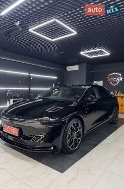Седан Zeekr 007 2024 в Києві