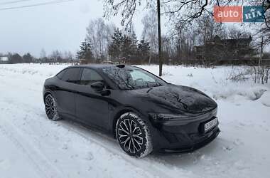 Седан Zeekr 007 2024 в Чернигове