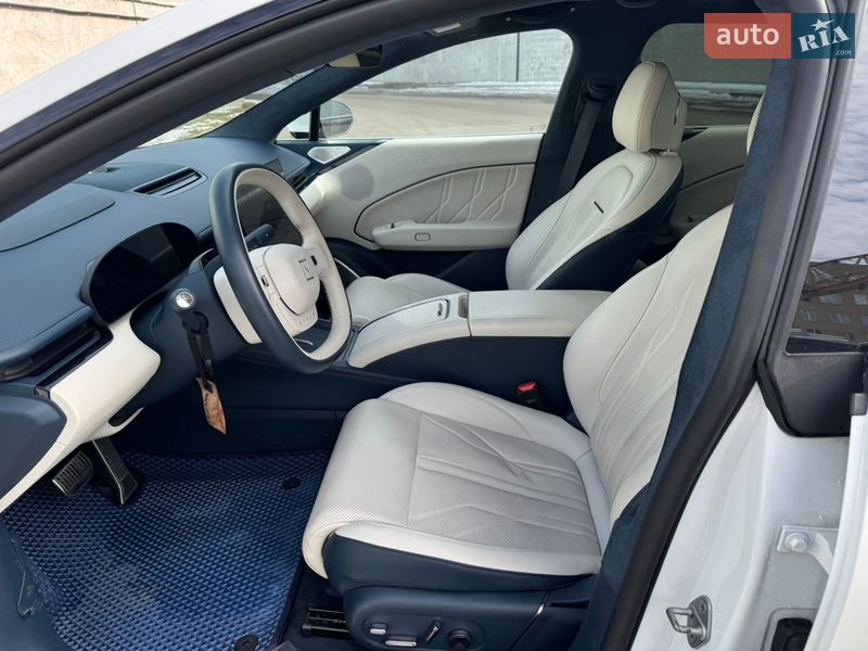 Седан Zeekr 007 2023 в Киеве