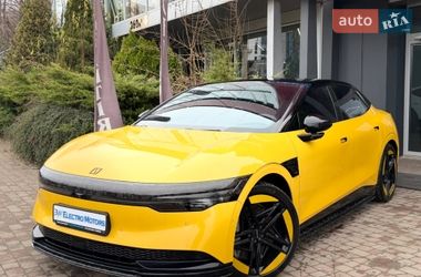 Седан Zeekr 007 2024 в Львові