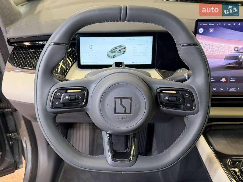 Мінівен Zeekr 009 2024 в Києві