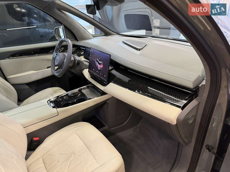 Мінівен Zeekr 009 2024 в Києві