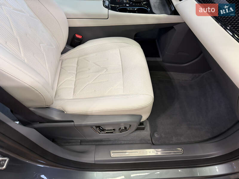 Мінівен Zeekr 009 2024 в Києві