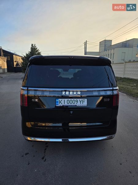 Минивэн Zeekr 009 2025 в Киеве фото 6 Минивэн Zeekr 009 2025 в Киеве