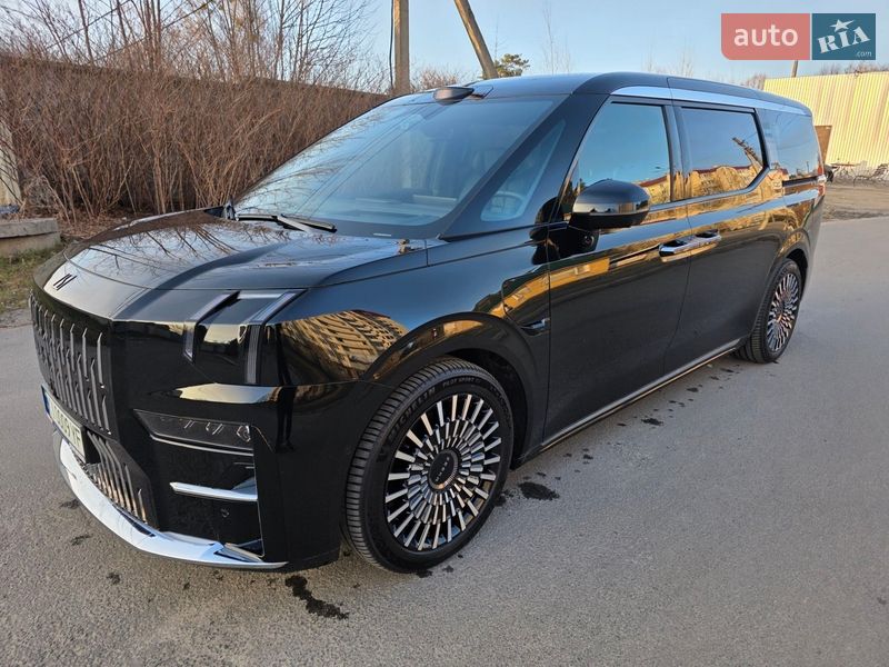 Минивэн Zeekr 009 2025 в Киеве фото 3 Минивэн Zeekr 009 2025 в Киеве