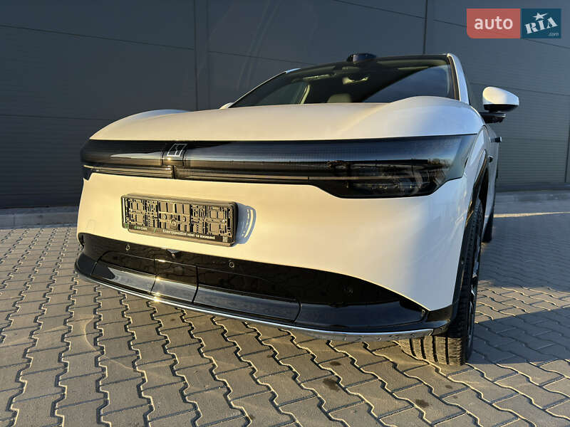 Позашляховик / Кросовер Zeekr 7X 2024 в Івано-Франківську