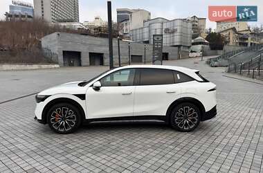 Позашляховик / Кросовер Zeekr 7X 2025 в 