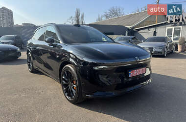 Позашляховик / Кросовер Zeekr 7X 2024 в 