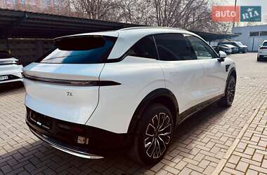 Внедорожник / Кроссовер Zeekr 7X 2024 в 