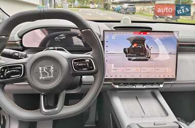 Позашляховик / Кросовер Zeekr 7X 2025 в 