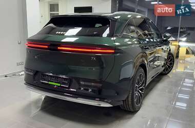 Внедорожник / Кроссовер Zeekr 7X 2025 в 
