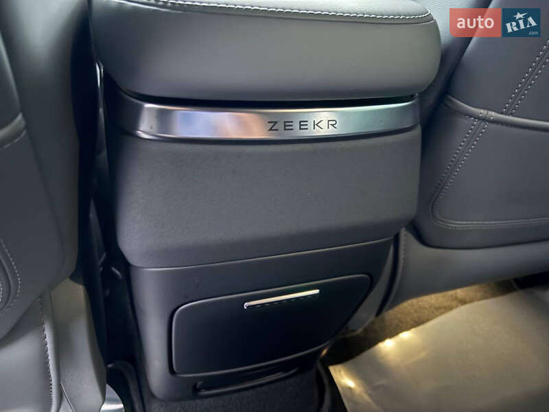 Позашляховик / Кросовер Zeekr 7X 2025 в Києві