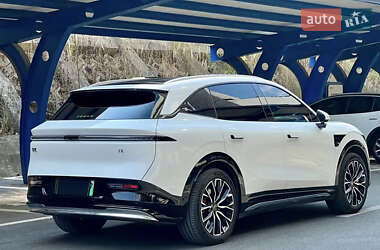 Внедорожник / Кроссовер Zeekr 7X 2025 в 