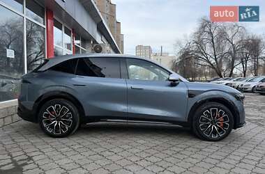 Внедорожник / Кроссовер Zeekr 7X 2025 в 
