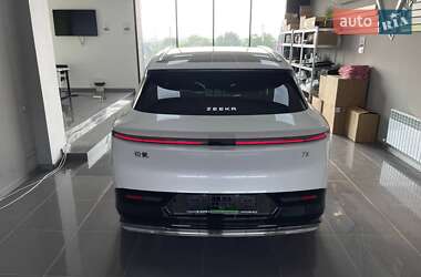 Позашляховик / Кросовер Zeekr 7X 2025 в 