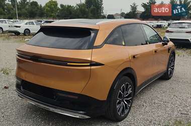 Внедорожник / Кроссовер Zeekr 7X 2024 в 