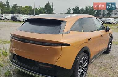 Позашляховик / Кросовер Zeekr 7X 2024 в 
