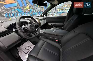 Внедорожник / Кроссовер Zeekr 7X 2025 в 