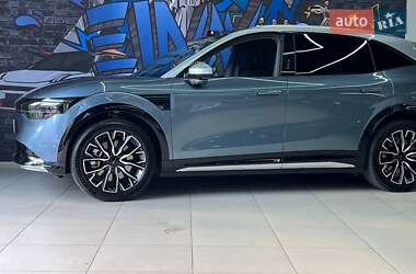 Позашляховик / Кросовер Zeekr 7X 2025 в 