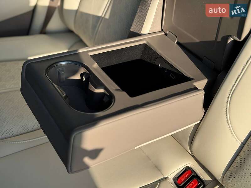 Внедорожник / Кроссовер Zeekr 7X 2025 в Киеве