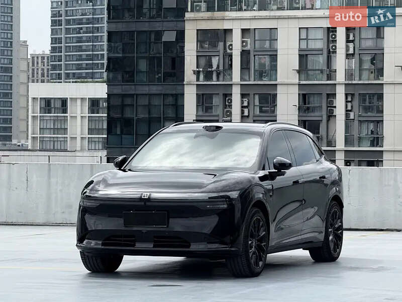 Внедорожник / Кроссовер Zeekr 7X 2025 в 