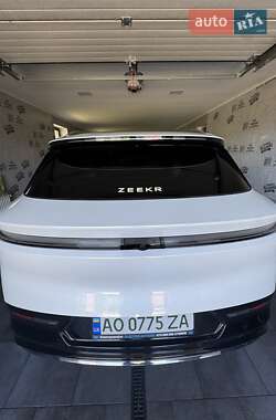 Внедорожник / Кроссовер Zeekr 7X 2024 в 