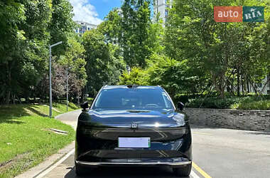Внедорожник / Кроссовер Zeekr 7X 2025 в 