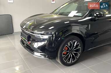 Позашляховик / Кросовер Zeekr 7X 2025 в 