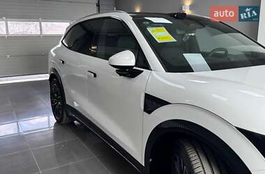 Внедорожник / Кроссовер Zeekr 7X 2025 в 