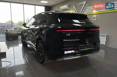 Позашляховик / Кросовер Zeekr 7X 2025 в 