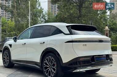 Позашляховик / Кросовер Zeekr 7X 2025 в 