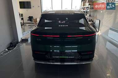 Внедорожник / Кроссовер Zeekr 7X 2025 в 