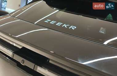 Позашляховик / Кросовер Zeekr 7X 2025 в 