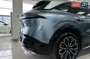 Внедорожник / Кроссовер Zeekr 7X 2025 в 