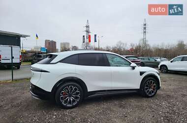 Позашляховик / Кросовер Zeekr 7X 2025 в 