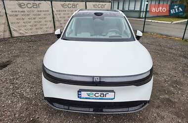 Позашляховик / Кросовер Zeekr 7X 2025 в 