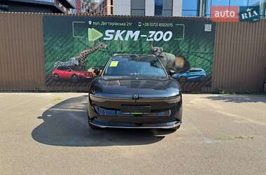 Внедорожник / Кроссовер Zeekr 7X 2025 в 