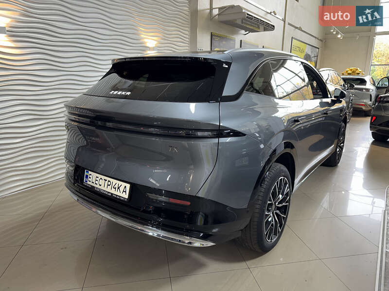 Внедорожник / Кроссовер Zeekr 7X 2025 в Киеве