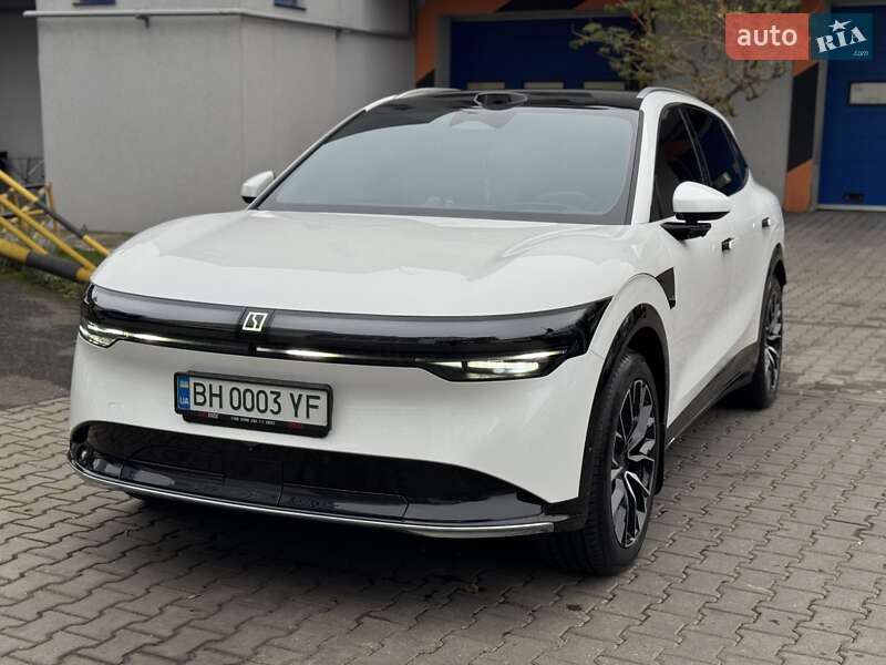 Позашляховик / Кросовер Zeekr 7X 2025 в Одесі