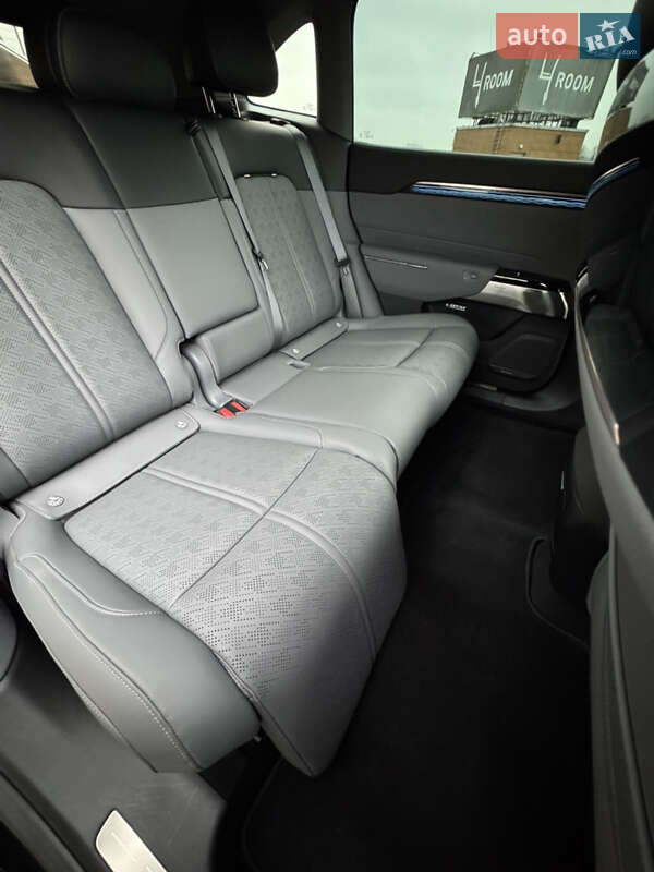 Позашляховик / Кросовер Zeekr 7X 2025 в Києві