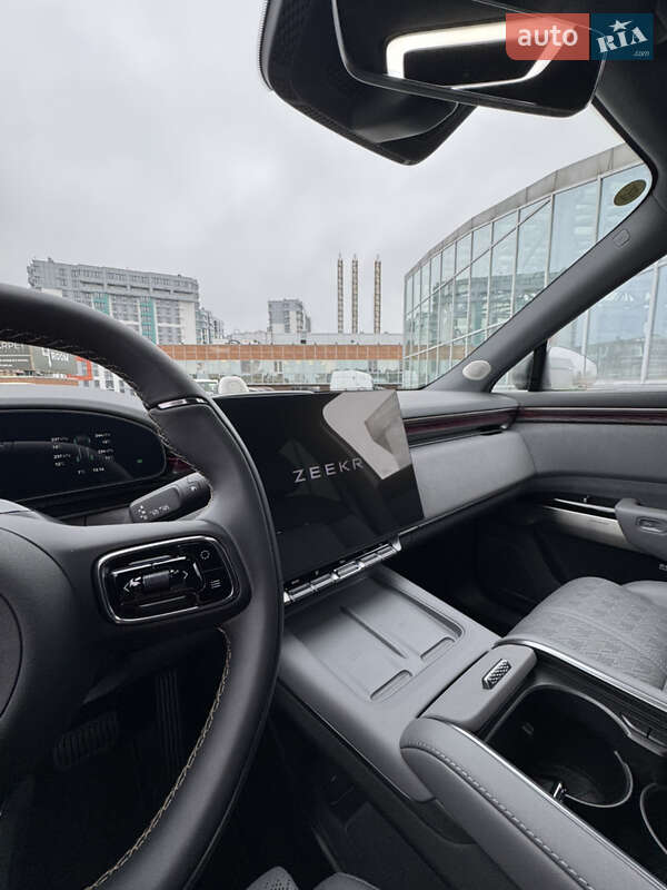 Позашляховик / Кросовер Zeekr 7X 2025 в Києві