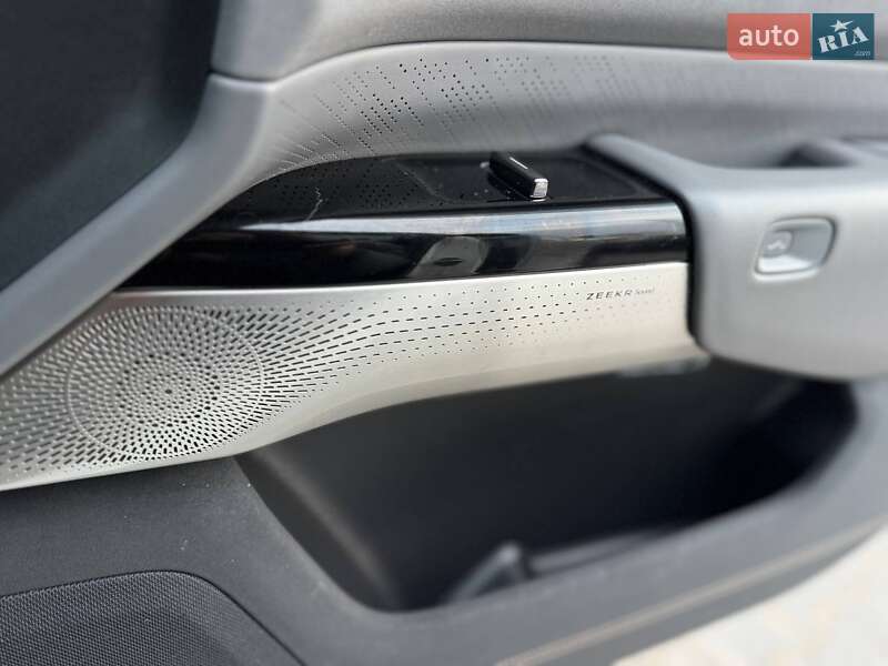 Внедорожник / Кроссовер Zeekr 7X 2024 в Киеве