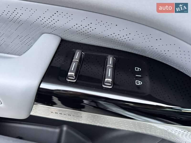 Внедорожник / Кроссовер Zeekr 7X 2024 в Киеве