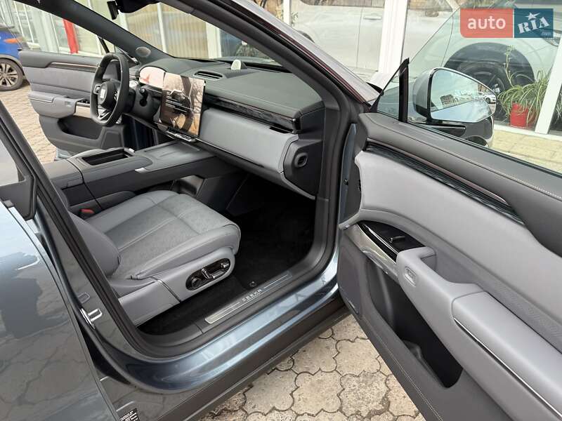 Внедорожник / Кроссовер Zeekr 7X 2025 в Харькове